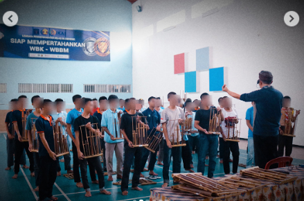 Pelatihan Angklung
