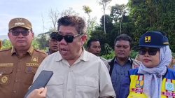 Dukung Gubernur Protes