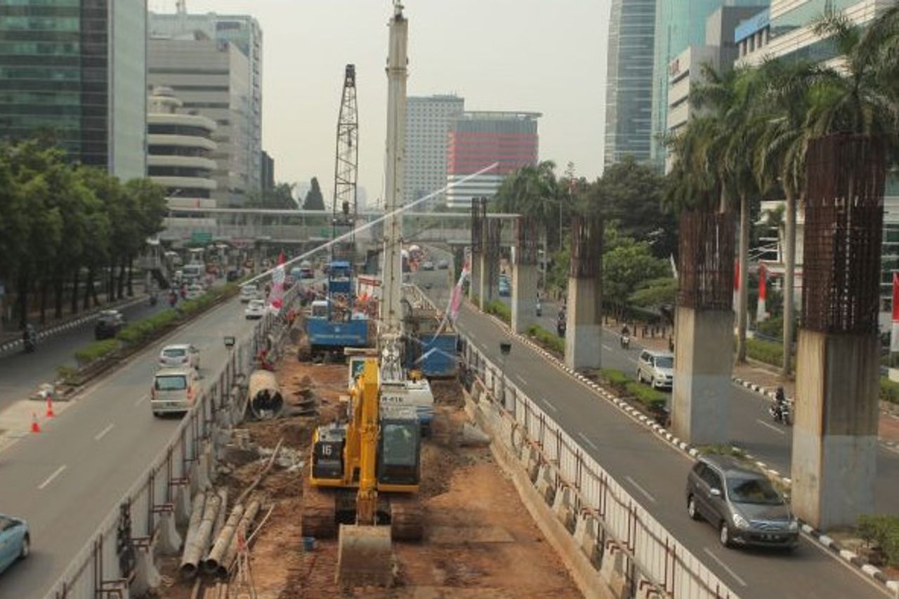 Cerita Proyek Tiang Monorel