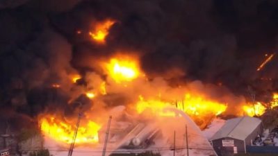 Pesawat Kargo UPS Jatuh