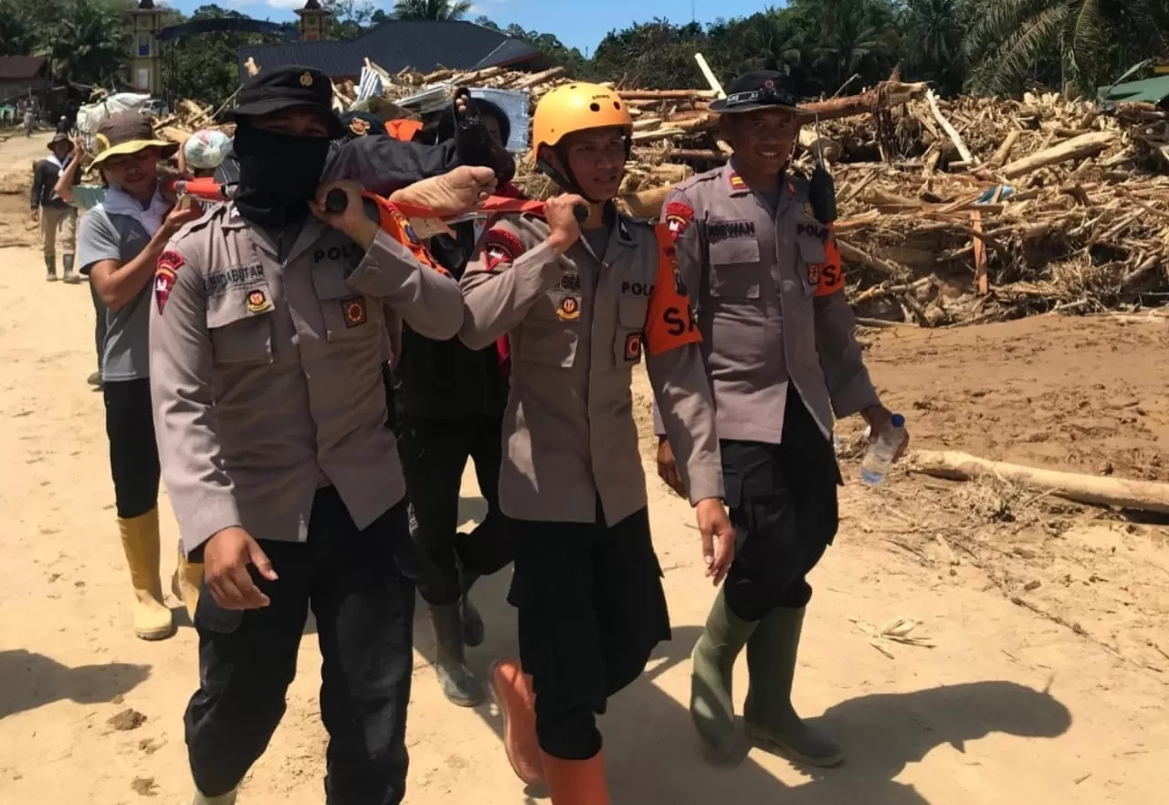 Tinjau Penanganan Banjir