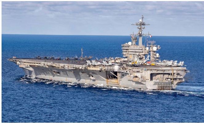 Dua Kapal Induk