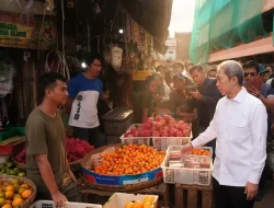 Pedagang Protes ke Walkot Bogor karena Warung di Trotoar Dibongkar
