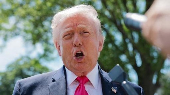 Trump Tarik Pasukan
